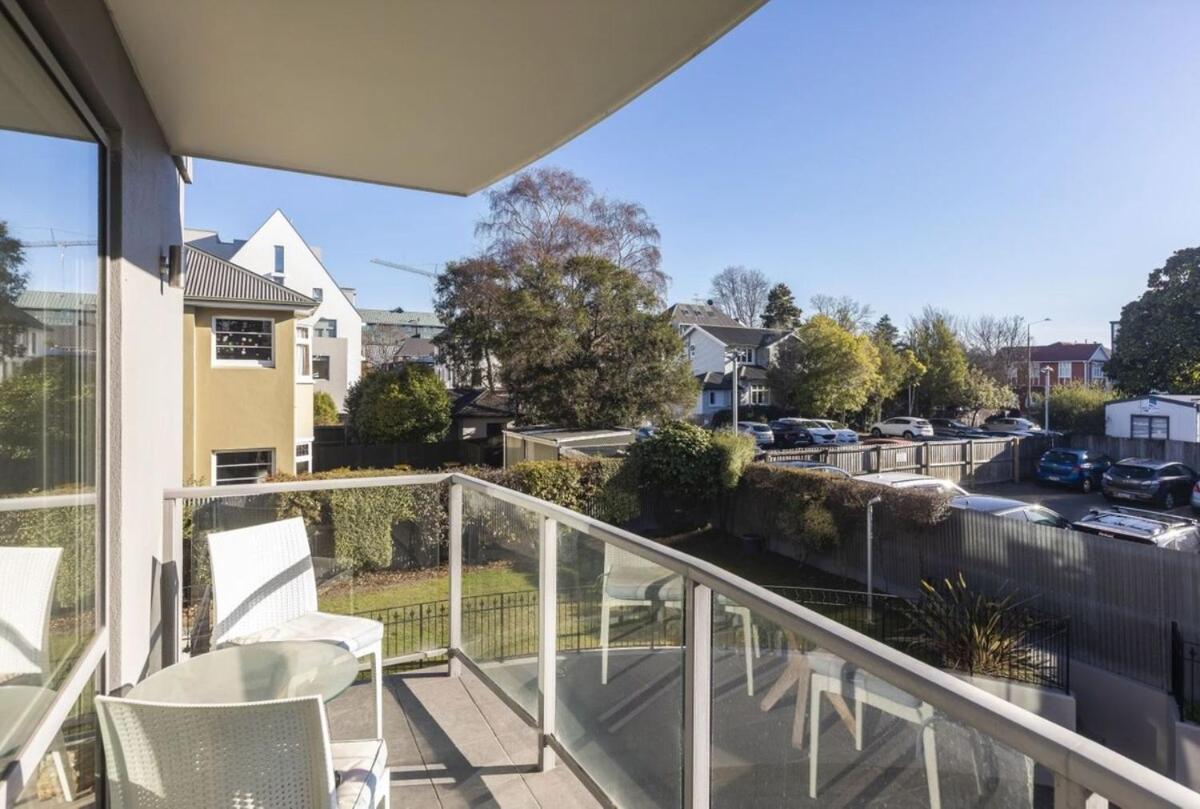 Living By Riverside Market And The Hospital